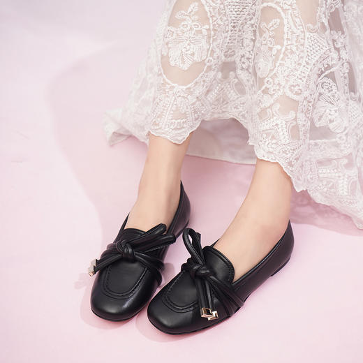 豪麟名鞋AGL女鞋乐福鞋羊皮革D834088黑色 商品图1