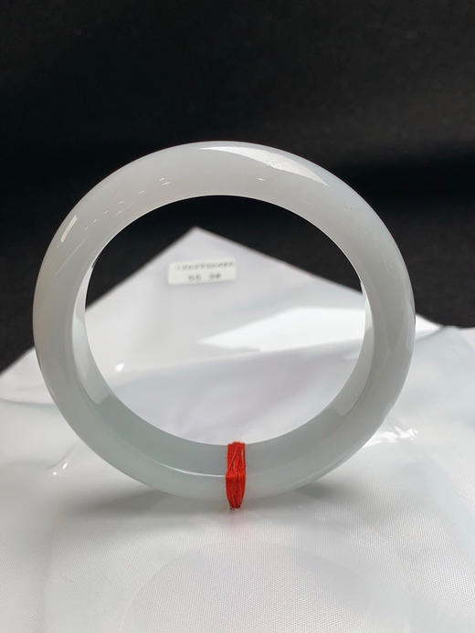 620377，55.3圈口，糯化白月光正圈平安镯，种水好，底子底子细润 商品图3