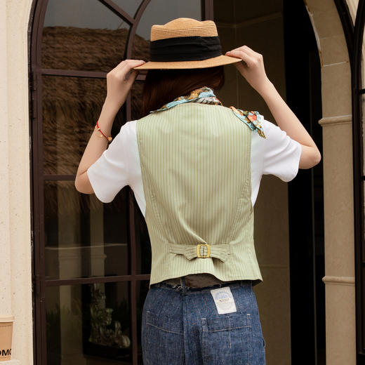 谜底无领西装马甲女士2025秋季新款复古风修身条纹马夹257MM7726 商品图2