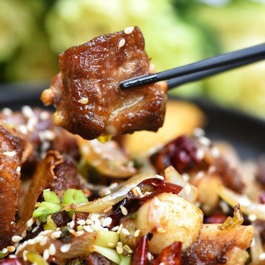 【斌哥优选】黑土猪软骨，猪猪身上“最值钱”的一块肉，自有农场原粮饲养的猪猪，国家农业农村部认证，国家保种场直供的“国宝级”黑猪肉，到手4斤哦。不是每一块都有脆骨哦，介意勿拍。 商品图2