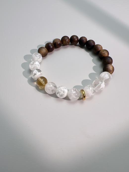 【普陀山】财运之⽯雪花幽灵奇楠沉⾹手串 雪魄⾦禅  ⼿围14-14.5 商品图2