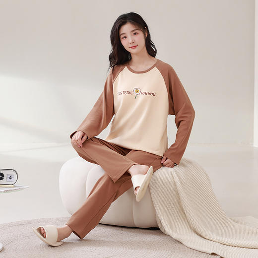 康妮雅女式长袖长裤套头套装 商品图4