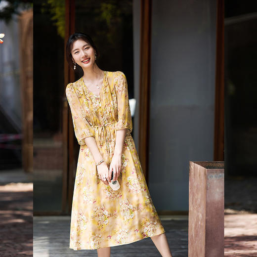 丁摩 夏季女装印花真丝连衣裙配腰带显瘦气质V领连衣裙七分袖蚕丝裙子5ZF-90496 商品图4