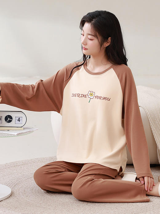 康妮雅女式长袖长裤套头套装 商品图6