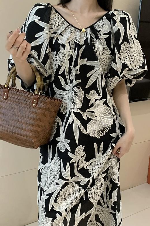 SUMMER & SAGE 度假风v领刺绣连衣裙 20562 商品图2