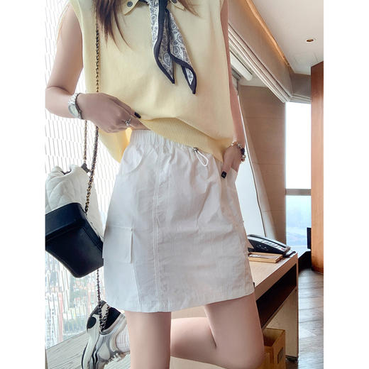 <曾小咸推荐>黄色丝巾针织背心 日常119.99 立减60 秒杀59.99！工装半身裙 日常139.99 立减80 秒杀79.99！ 商品图3