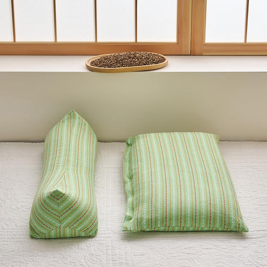 【品牌直发】加倍生活 新款全棉三角颈椎枕 牵引组合荞麦枕 3D条纹菱形荞麦枕头 产自大凉山荞麦壳填充枕芯 商品图6