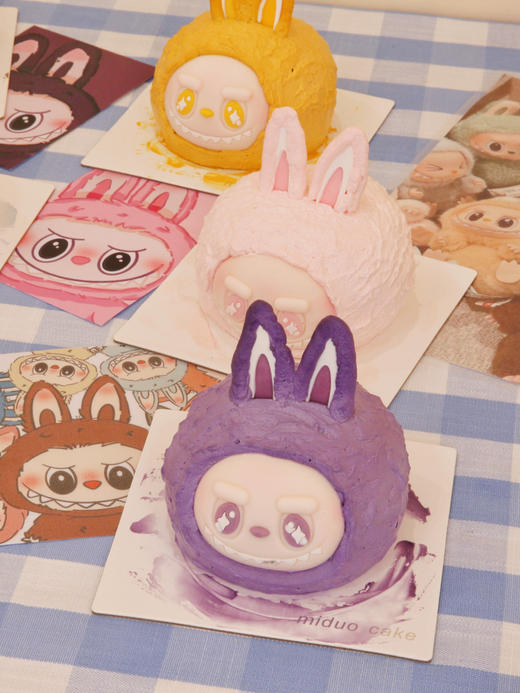 卡通主题款 Labubu萌趣派对 六色可选 小四寸球形蛋糕 商品图4