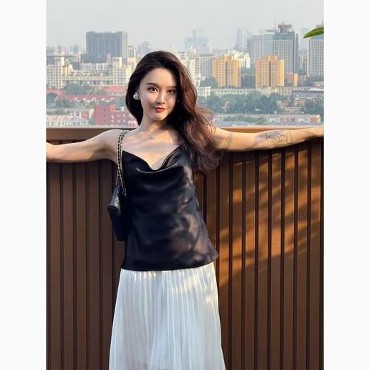 DUO智仙 优雅bao动极简黑色礼服露背小抹胸 商品图1