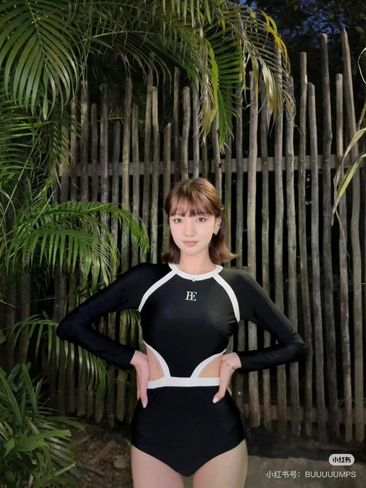 2507102    24-06 款女款 品牌主打款，泳衣 商品图3