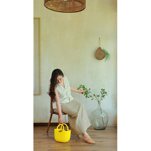 【抖音专属】洒脱-V领马甲24704790晨雾 商品图5