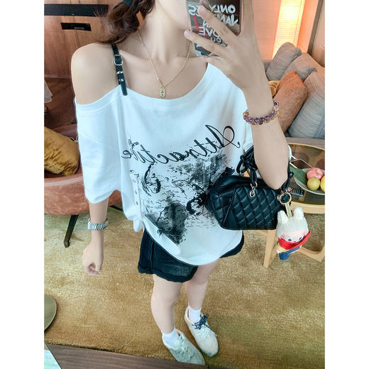 <曾小咸推荐>水墨画蝴蝶设计印花斜领短袖T恤 商品图1