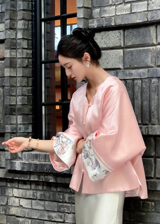 盛唐牡丹大师系列| 重工刺绣西厢丝毛外套-红梅粉 商品图4