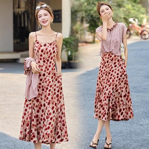 气质减龄时尚碎花吊带连衣裙2025新款设计感防晒罩衫两件套YLFS9006 商品图1