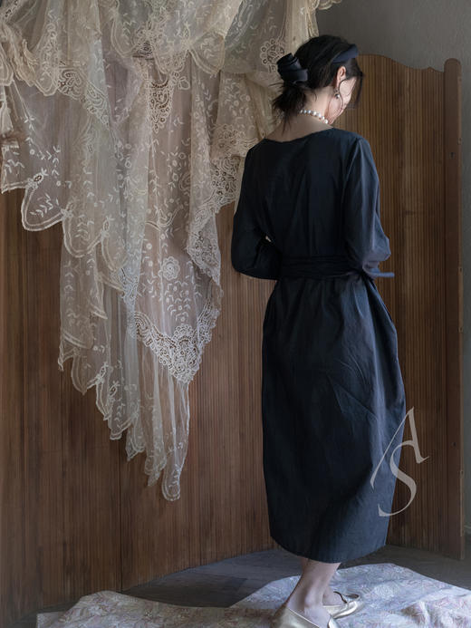 Jai 墨蓝色丝棉开罗长袍 商品图2