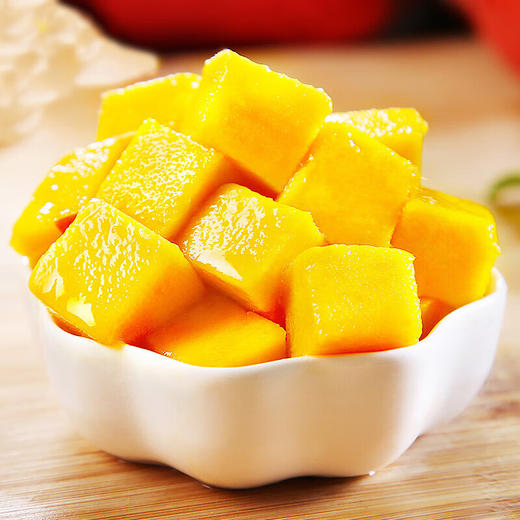 【海南贵妃芒】 高颜值的外表 果香浓郁果肉嫩滑 清甜细腻令人愉悦 商品图1