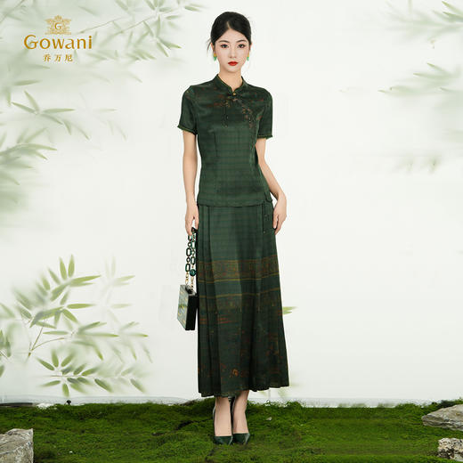 乔万尼新品松绿色云涧山景图新中式100%真丝上衣ED2C448 商品图3