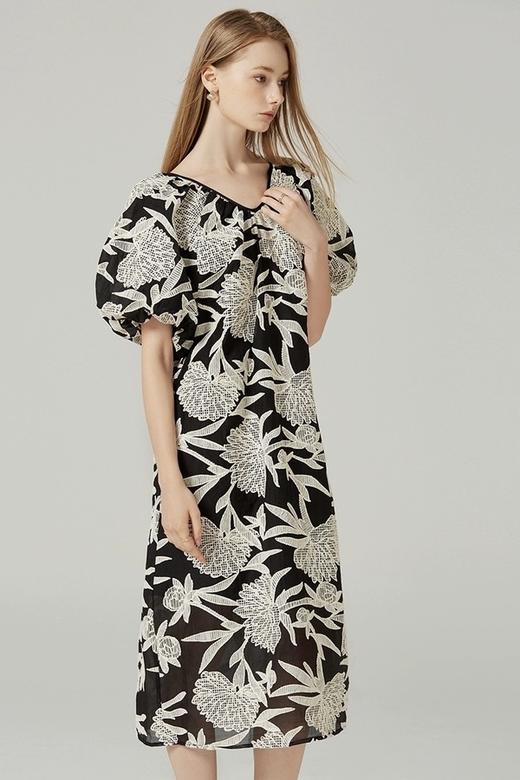 SUMMER & SAGE 度假风v领刺绣连衣裙 20562 商品图6
