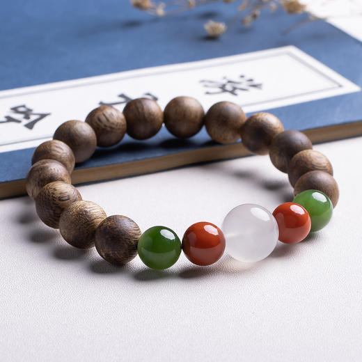 xy0383沉香+月光石碧玉南红手串 商品图4