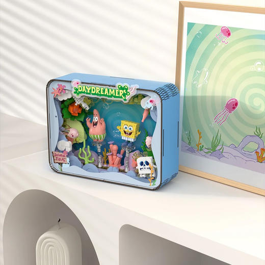 Areax砖区海绵宝宝正版授权积木 水母狂欢/星河漫游相框造型可选；✅感应灯光，拍打亮灯； ✅弹簧设计，人仔可动； ✅场景还原，木质新款 商品图1