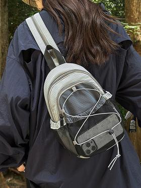 [小滋心选]【活动价 ¥65.9】🎒大容量双肩包🔥登山、健身、通勤全搞定！耐用又时尚💼快来Pick你的百搭背包！