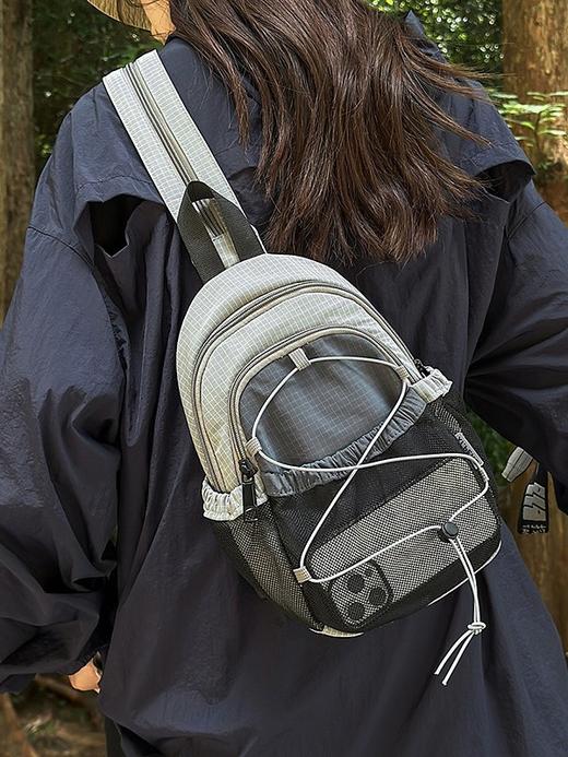 [小滋心选]【活动价 ¥65.9】🎒大容量双肩包🔥登山、健身、通勤全搞定！耐用又时尚💼快来Pick你的百搭背包！ 商品图0