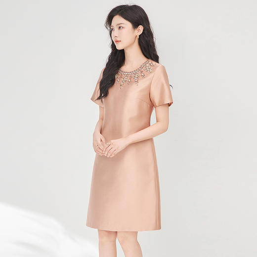 「高货wl」全新升级【铂金会员367/天猫499/差价132】(14257)洛诗琳轻奢重工钉钻连衣裙2025夏季高级感收腰显瘦裙子 商品图0