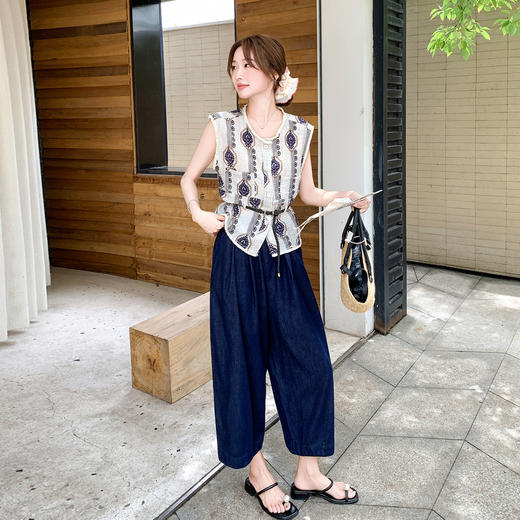 ZZB199 26291盐甜系穿搭复古无袖印花上衣套装女夏季新款轻薄显瘦阔腿裤两件套 商品图0