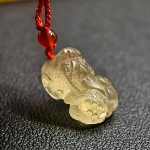 董易奇吉祥物黄水晶貔貅金蟾编织绳男女吊坠挂件 商品图3