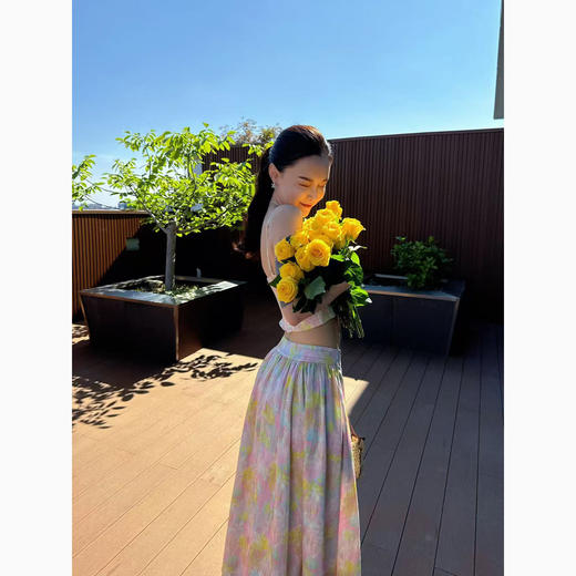 DUO智 黑标生命系列小径花园夏日彩色鸢尾印花吊带胸衣和度假长裙 商品图4