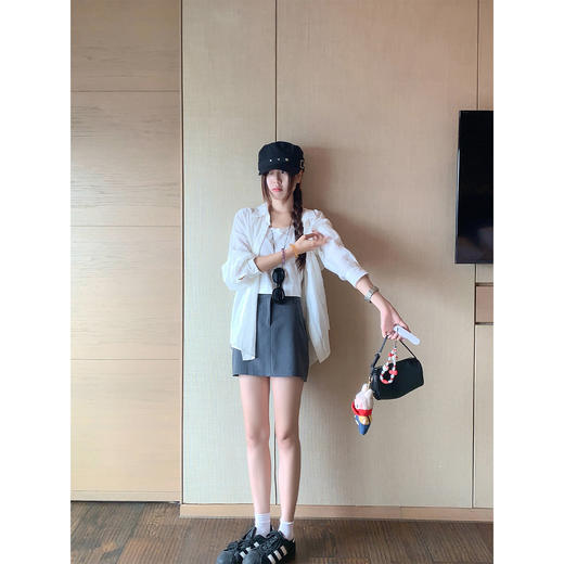 【折后再享2件88折】现货秒杀！微信打折价！2色防晒衬衫吊带背心两件套 日常189.99/件 立减60 秒杀129.99/件！！ 商品图4