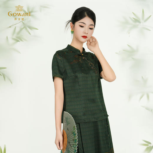 乔万尼新品松绿色云涧山景图新中式100%真丝上衣ED2C448 商品图1