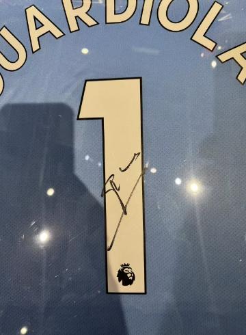 瓜迪奥拉曼城亲签2021-22赛季主场球衣 商品图0