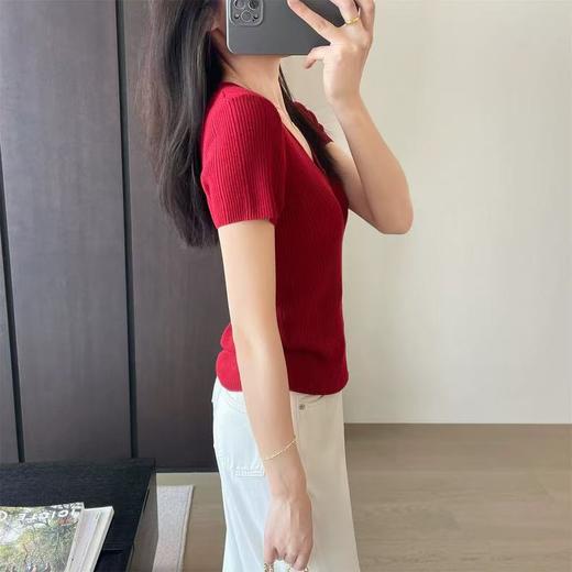 【5天发货】【莱赛尔V领小飞袖针织衫】100%莱赛尔带来超绝肤感双侧斜坑条自带「隐形束腰」效果，穿出A4腰不用P！ 商品图1