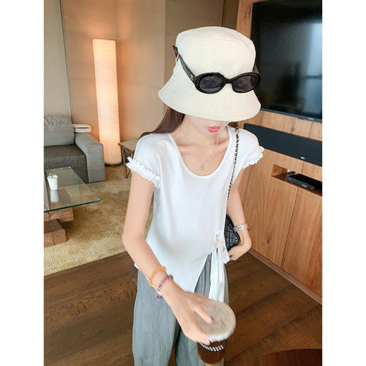 <曾小咸推荐>圆领木耳边设计绑绳收腰短袖T恤 商品图3