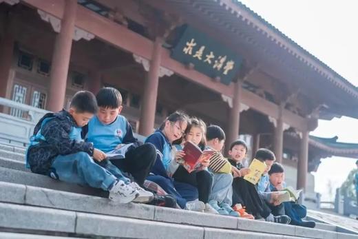 寒假独立营【双城记·上海+杭州名校7天6晚研学营】“游”+“学”结合:探访上海交大+浙大；嗨翻迪士尼，城堡焰火闪耀；璀璨黄浦江，领略海派文化魅力；参观海航博物馆、游览西湖、宋城… 商品图12