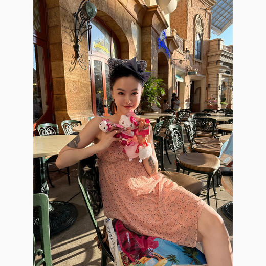 DUO智仙粉标少女雏菊淡粉色真丝混纺印花吊带连衣裙和夏日小披肩 商品图3