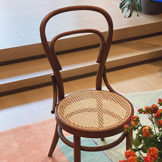 2平米实木中古椅，经典中古设计，轻松融入现代家居 商品图1