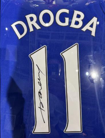 德罗巴切尔西00-01赛季主场签名球衣 商品图0