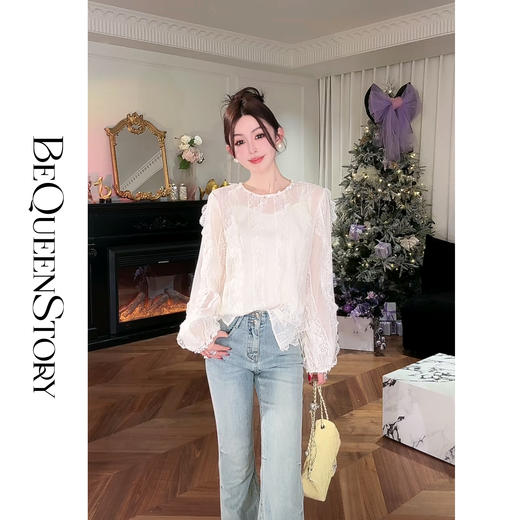 【孤品样衣，不退不换】【纯欲芭蕾】2025年春装手工编绳拼接蕾丝国风圆领上衣 商品图0