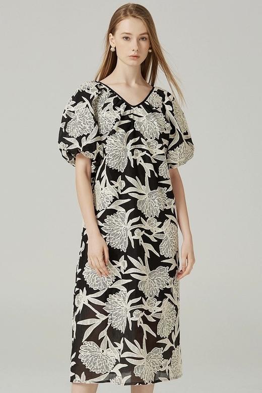 SUMMER & SAGE 度假风v领刺绣连衣裙 20562 商品图5