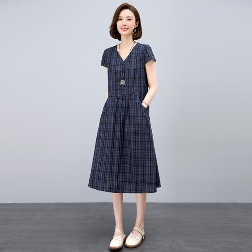 雀说时尚百搭中长款连衣裙新款韩版宽松显瘦百搭V领格子连衣裙女AL9927 商品图3
