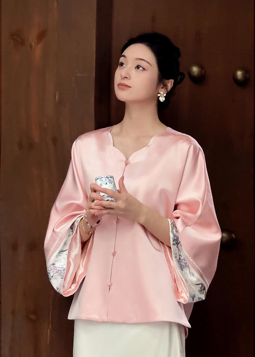 盛唐牡丹大师系列| 重工刺绣西厢丝毛外套-红梅粉 商品图1