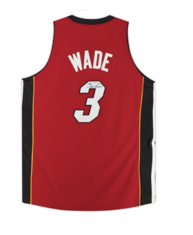 韦德热火队签名球衣带06年MVP字样