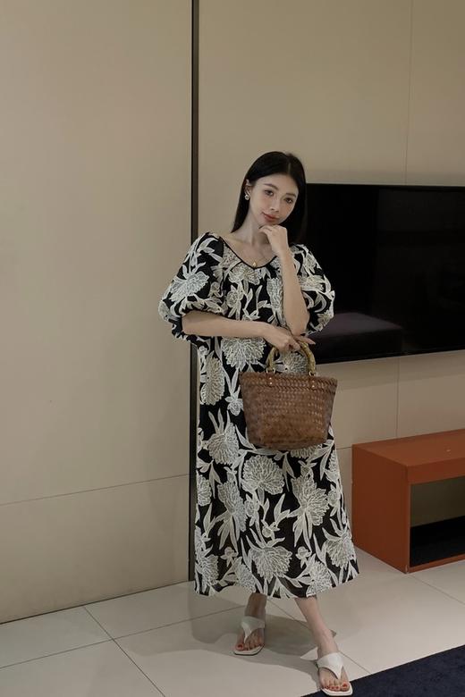 SUMMER & SAGE 度假风v领刺绣连衣裙 20562 商品图1