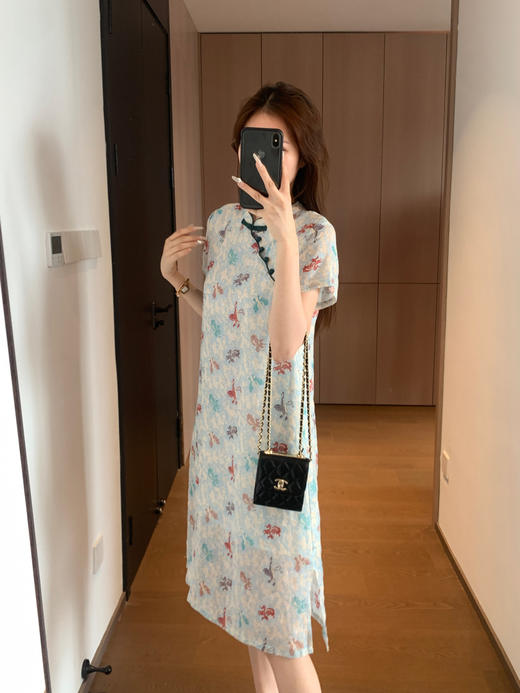 金鱼彩蝶中式立领半斜门襟盘扣H型国风苎麻旗袍裙 商品图9