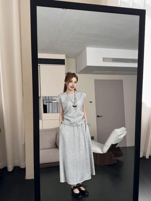 ✨ 法式优雅，轻盈一夏！【定制小飞袖长裙套装来啦】 ✨小飞袖： 遮手臂拜拜肉，显瘦小心机！ 长裙： 优雅飘逸，行走间自带仙气！ 商品图6