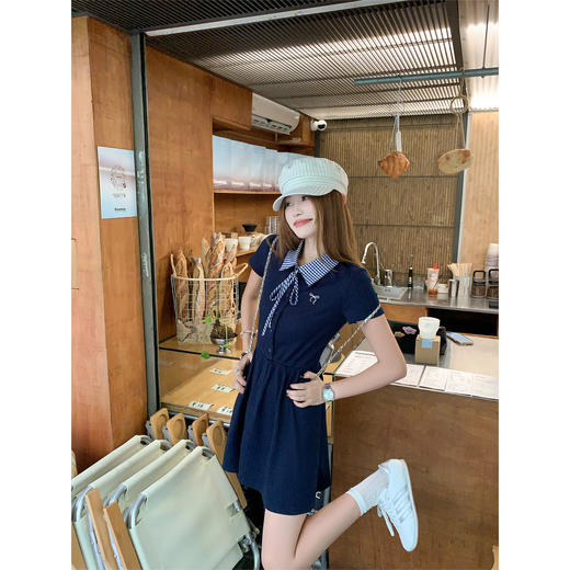 【169元任选2件】最后一波现货！学院风POLO领系带连衣裙 商品图3