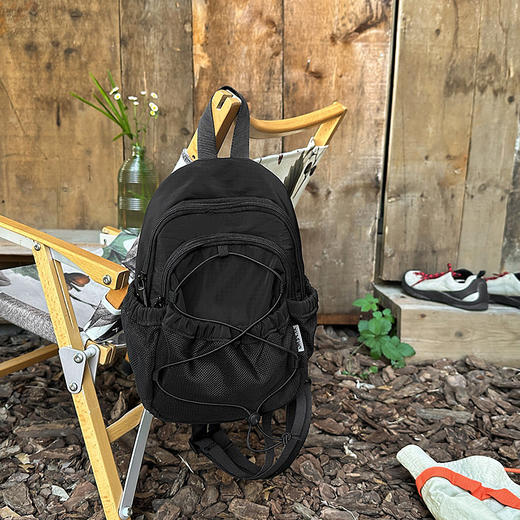 [小滋心选]【活动价 ¥65.9】🎒大容量双肩包🔥登山、健身、通勤全搞定！耐用又时尚💼快来Pick你的百搭背包！ 商品图5