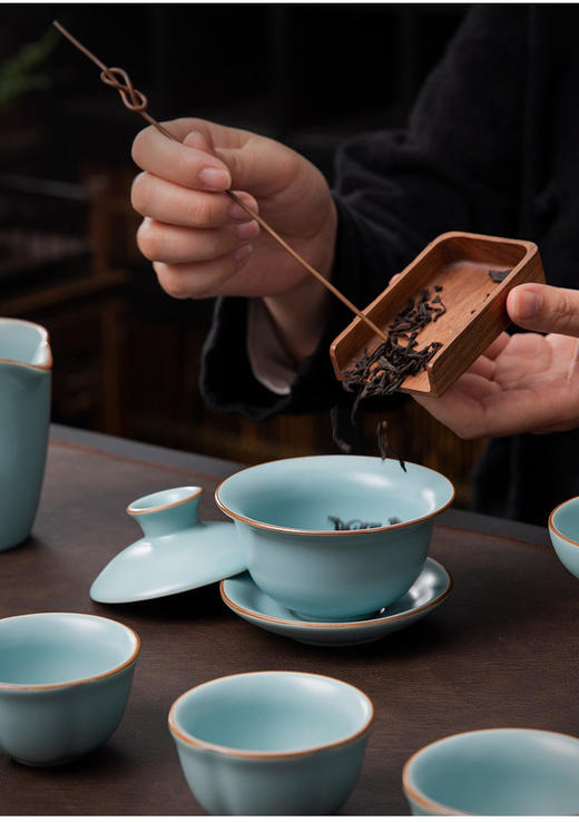 👏青瓷雅韵天青汝窑茶具套组，🏆由国家一级/高级技师、省级陶瓷艺术大师、省级工艺美术大师、苏辉文大师出品（内附大师收藏证书） 商品图1